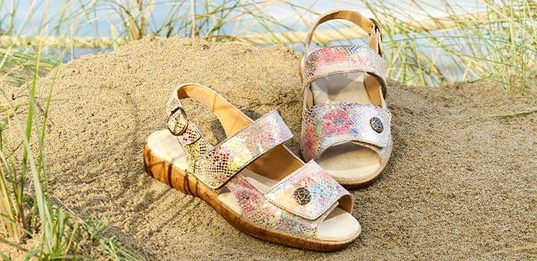 Cosyfeet Review 2026: Extra Wide Shoes That Actually Fit