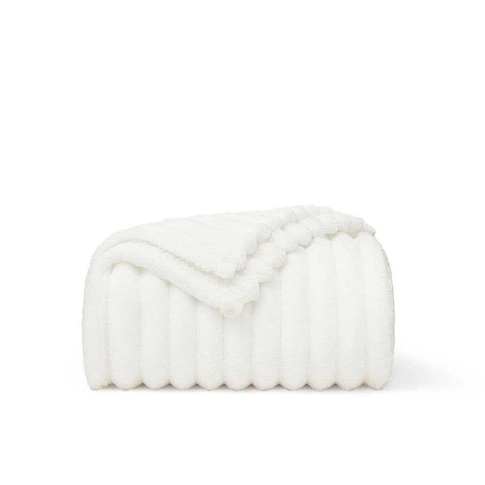 Bedsure GentleSoft Blanket in white, folded