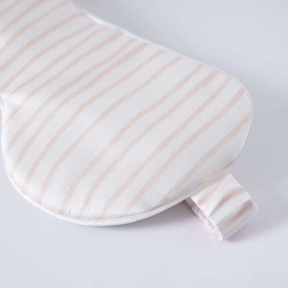Promeed Review 2026: Is Factory-Direct 23mm Silk Bedding Worth It?
