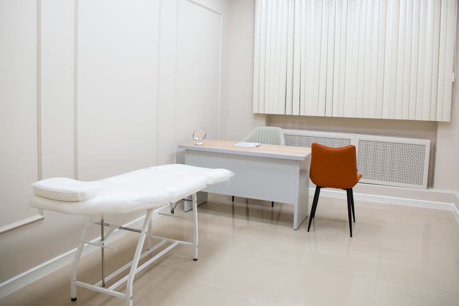 Furniture Clinic Review 2026