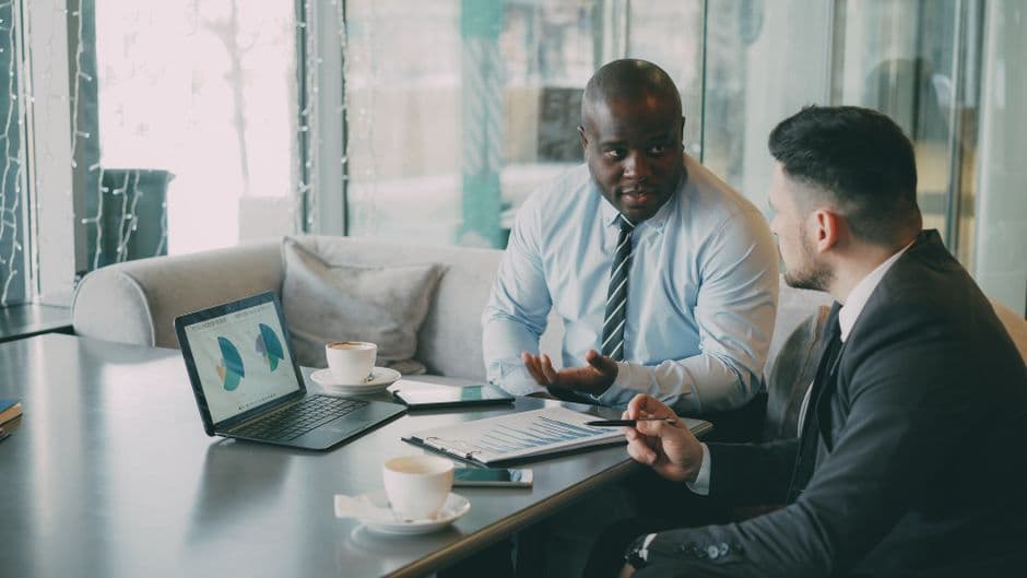 Vendoo Review 2026: The Crosslisting Tool Resellers Actually Stick With